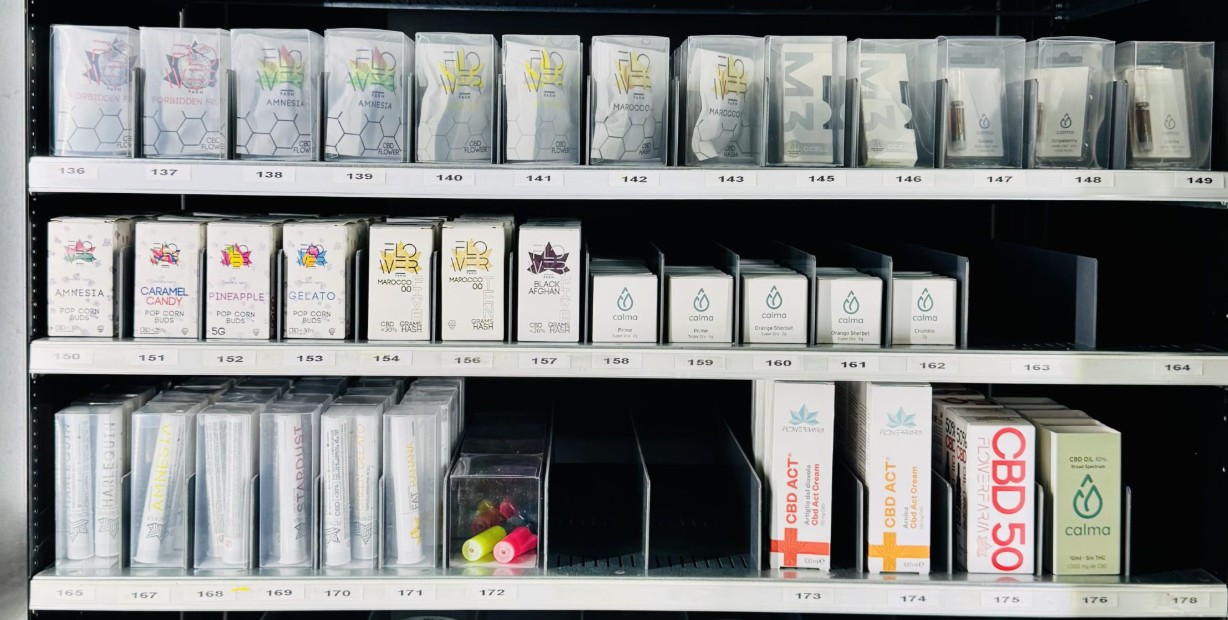 Máquinas expendedoras de CBD: una nueva forma de emprender